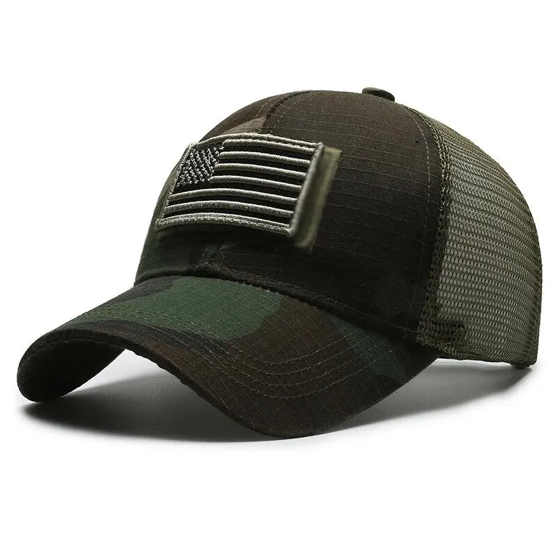 Cappellino Tacti-Cool – Stile Outdoor con Dettaglio Iconico