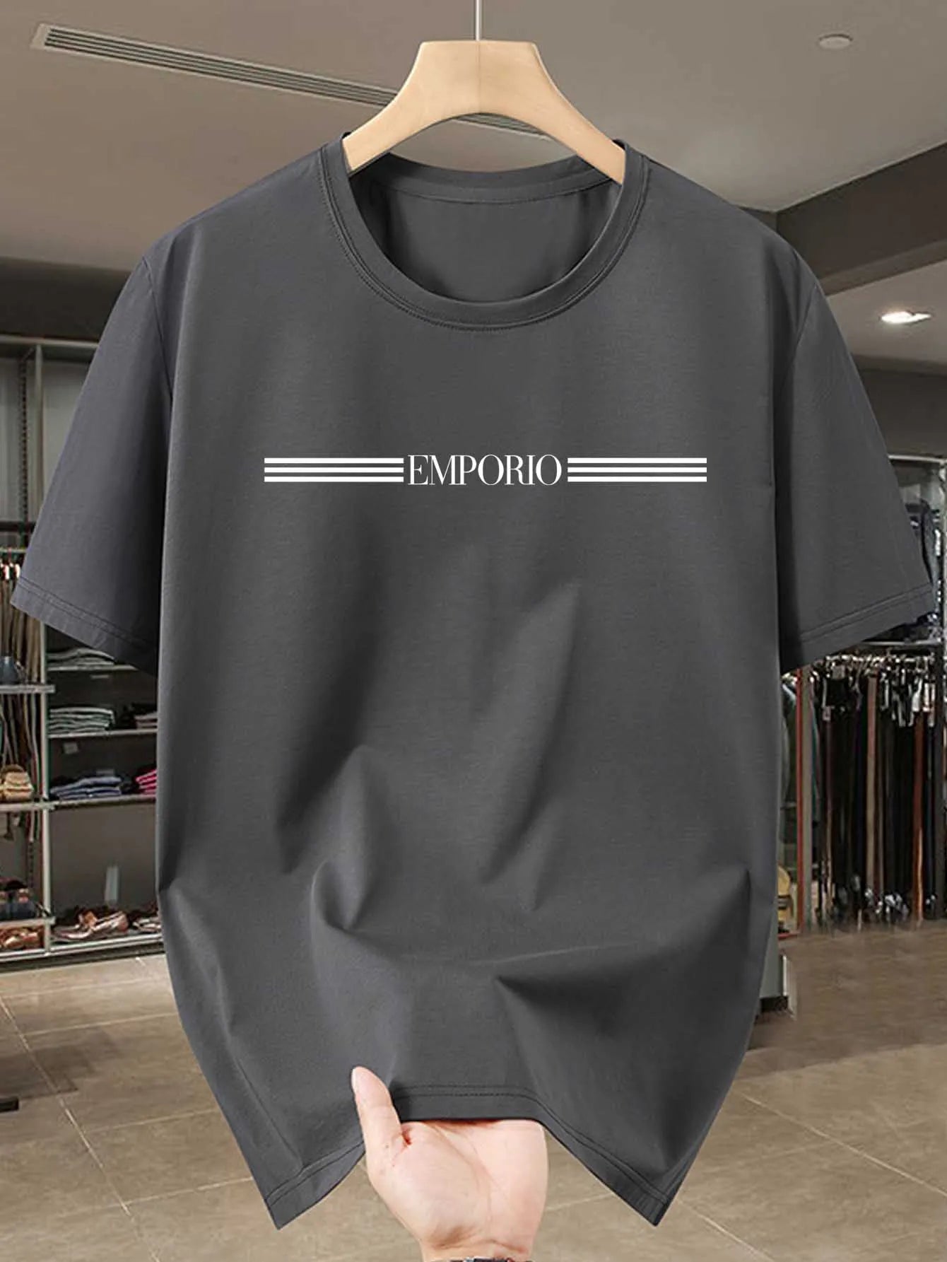 T-Shirt Essenziale – Stile Pulito e Moderno