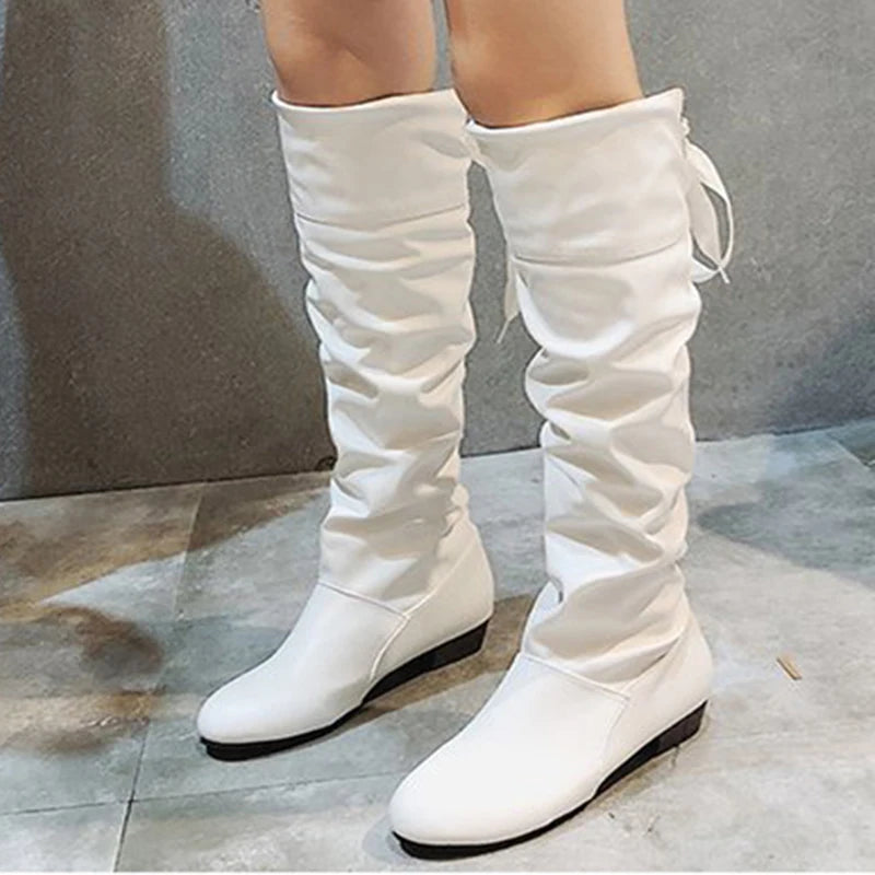Stivali Alti Minimal – Eleganza Senza Tempo e Comfort Assoluto