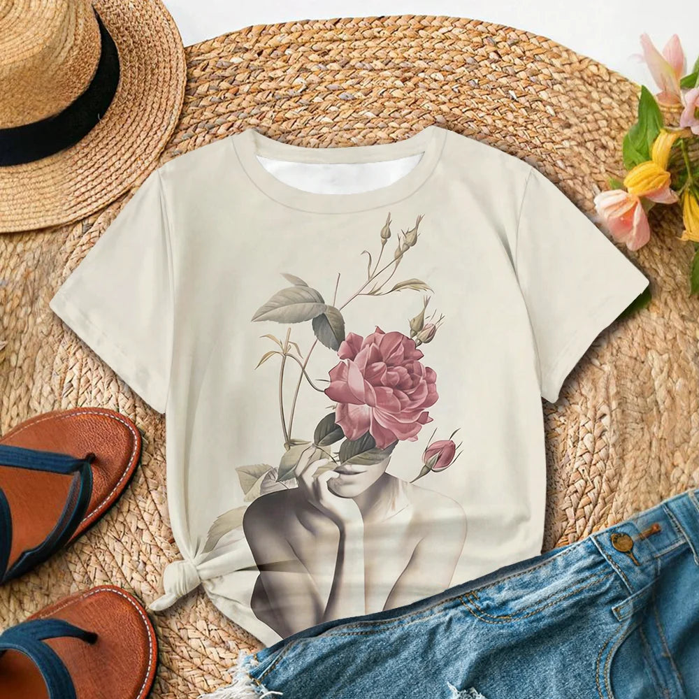 T-Shirt con Stampa Floreale – Stile Romantico e Versatile