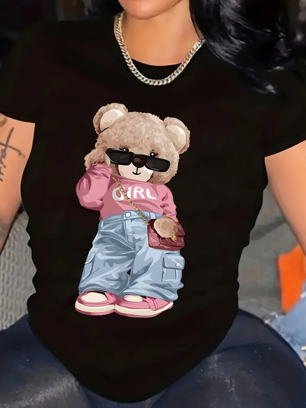 T-Shirt con Stampa Grafica "Teddy" – Stile Trendy e Giocoso